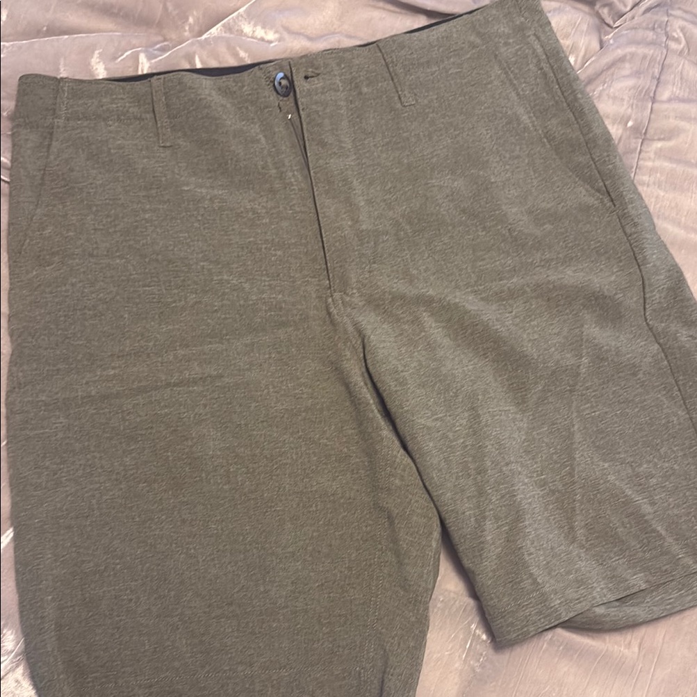Nwot Volcom Men's Greenish/ Grey Shorts